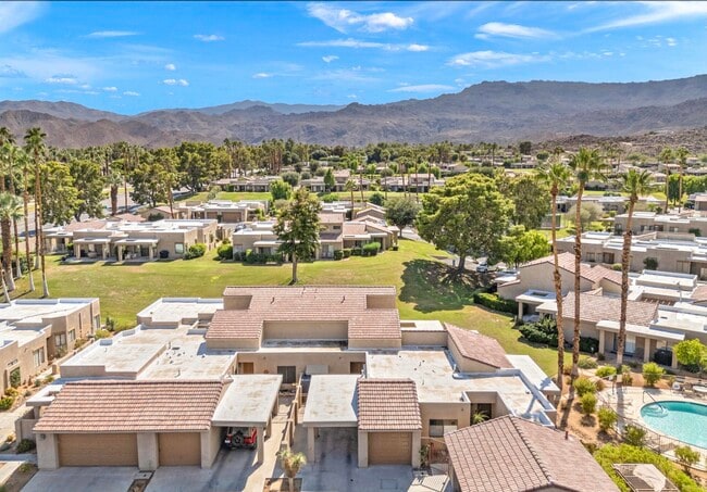 Building Photo - 72499 Desert Flower Dr