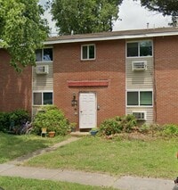 Interior Photo - 864 W 34th St