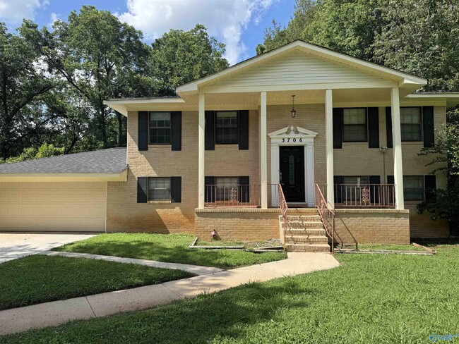 Primary Photo - 3706 Pecan Grove Dr NW