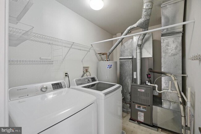 Building Photo - 56 Camellia Ct