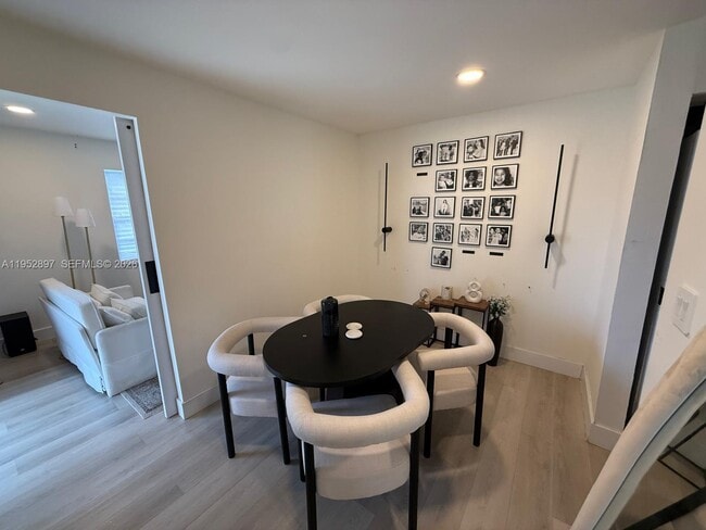 Building Photo - 9734 NW 5th Terrace