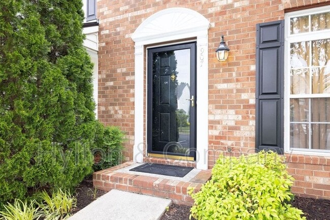 Building Photo - 907 Dominion Townes Ct