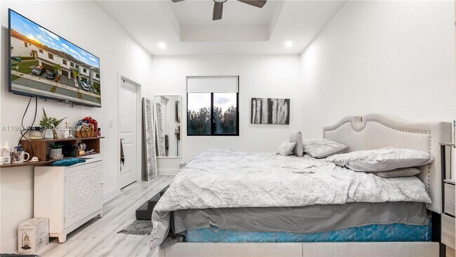 Building Photo - 23424 SW 110th Ave