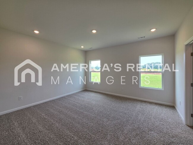 Building Photo - 180 Keller Dr