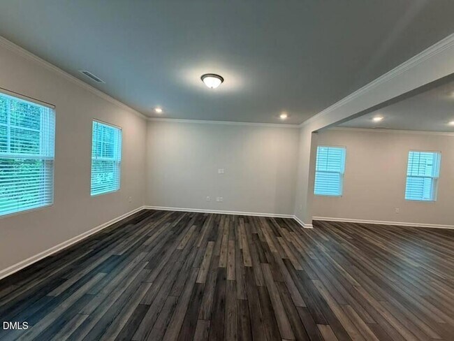 Building Photo - 319 Aster Bloom Ln