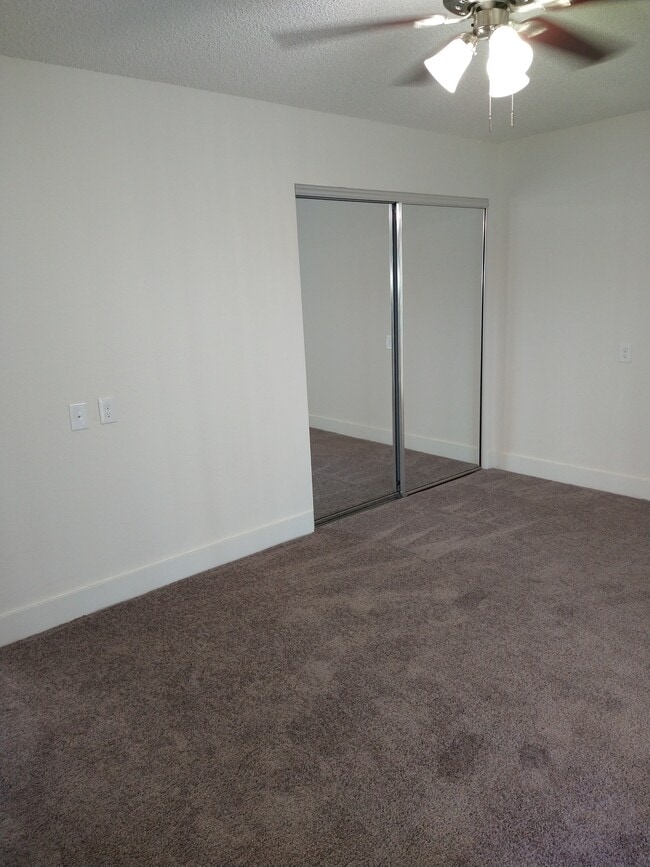 Building Photo - 7222 Melrose St