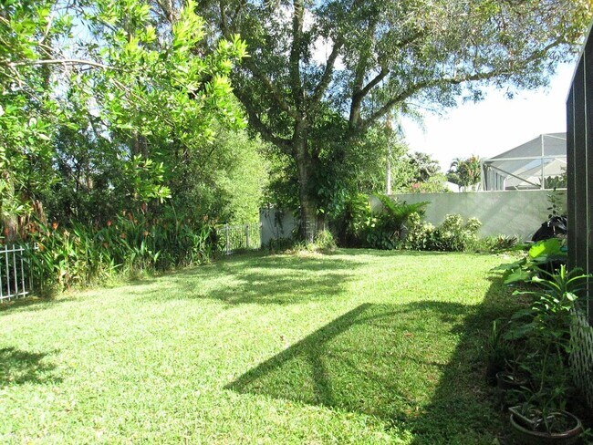 Building Photo - 5131 SE Sweetbrier Terrace