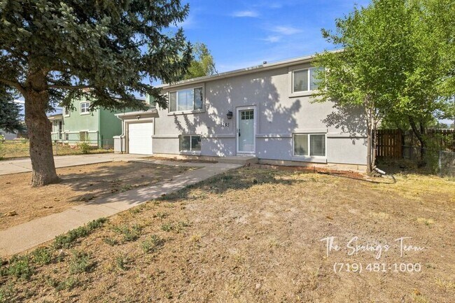 Building Photo - 1495 Prado Dr