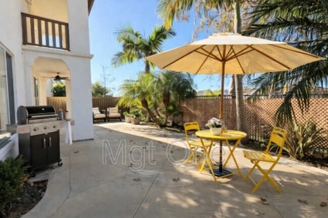 Building Photo - 7 Southern Hills Dr