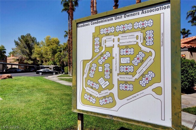 Building Photo - 200 Mission Laguna Ln