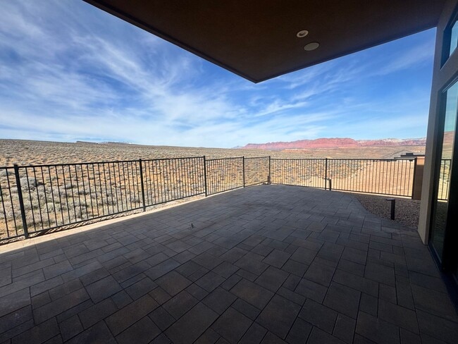 Building Photo - Beautiful Single-Level Home with Trail Access & Stunning Views!!!