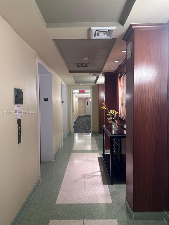 Building Photo - 1755 E Hallandale Beach Blvd