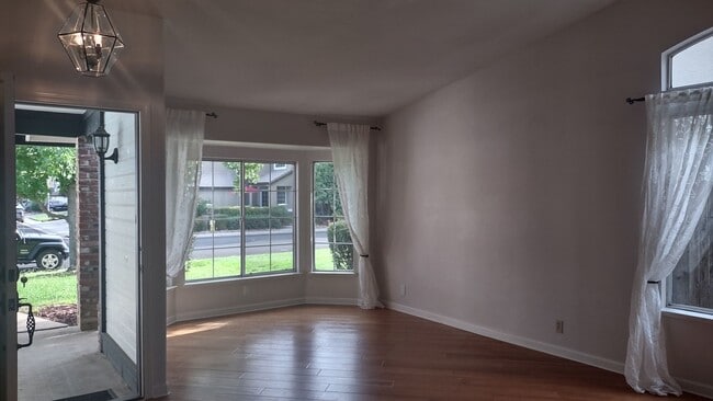 Building Photo - 1210 Camino Capistrano