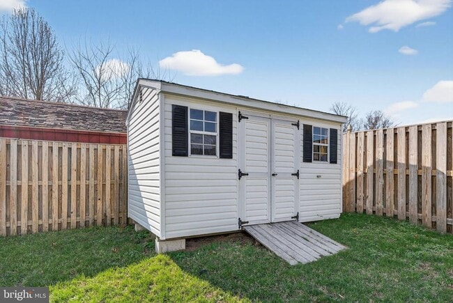 Building Photo - 8813 Francesca Dr