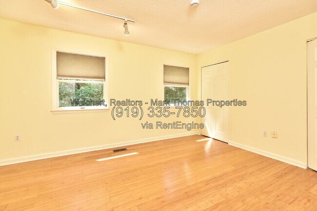 Building Photo - 102 Mallard Ct