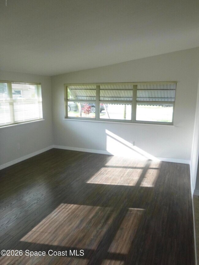 Building Photo - 360 Needle Blvd