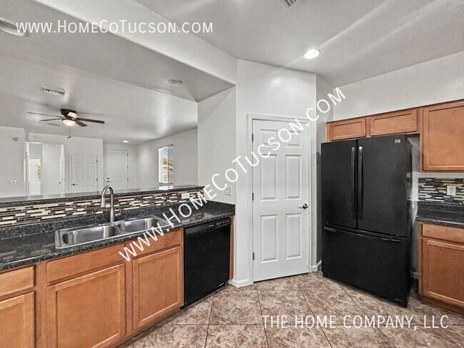 Building Photo - 6411 W Willow Falls Way