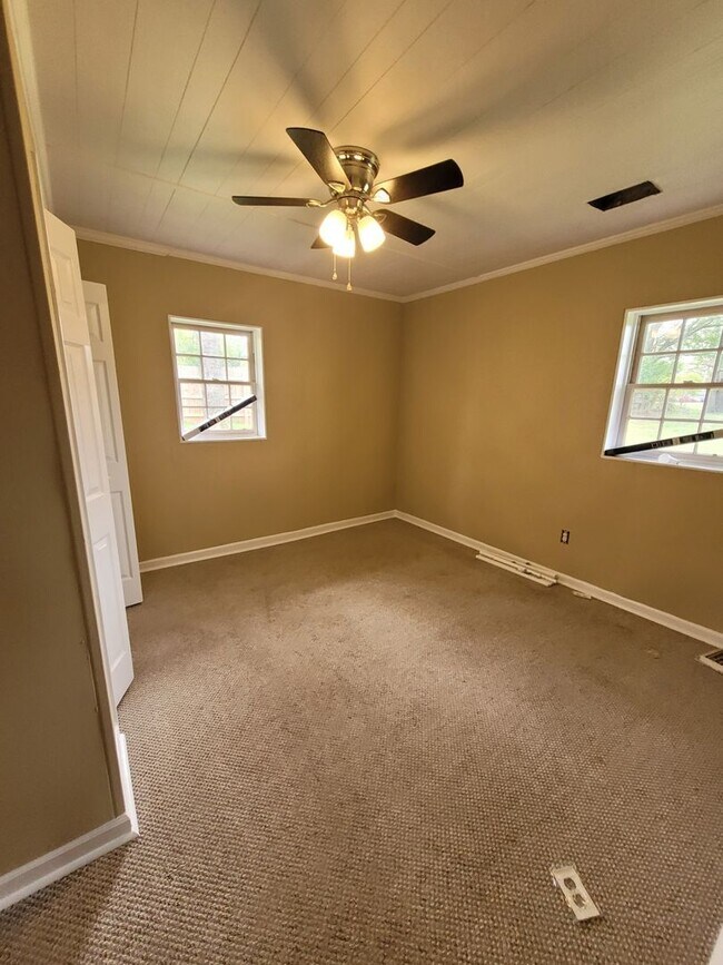 Building Photo - 70 GA-98