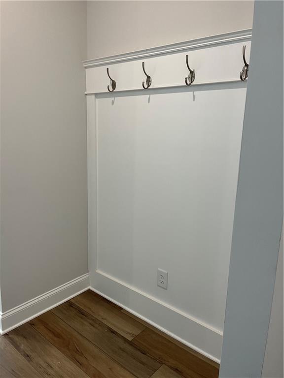 Building Photo - 5248 Fox Den Rd