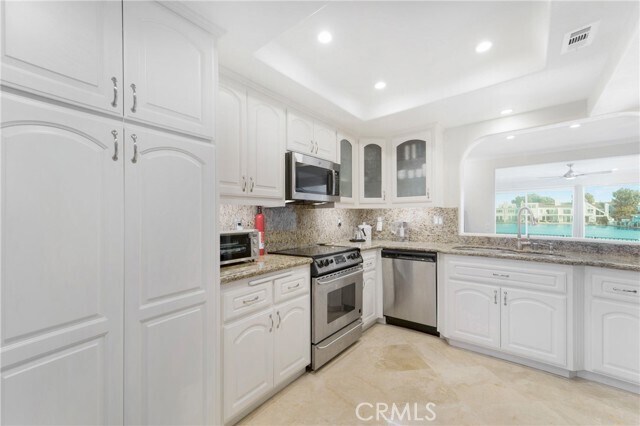 Building Photo - 3742 Montego Dr