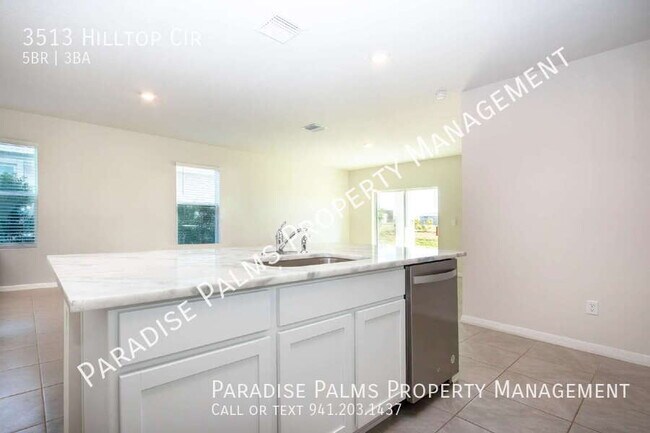 Building Photo - 3513 Hilltop Cir