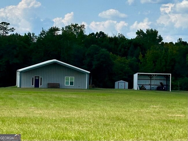Primary Photo - 661 Arthur Wolfe Rd