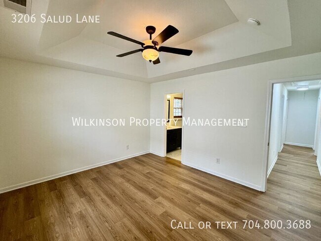 Building Photo - 3206 Salud Ln