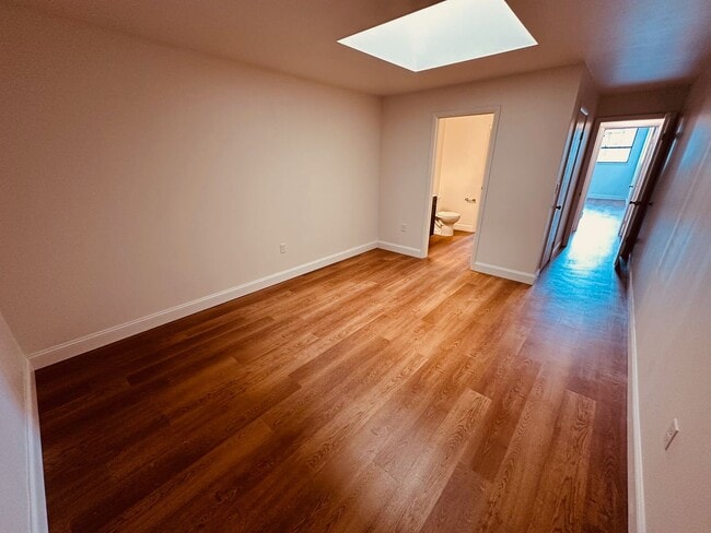 Building Photo - 40 Grant St