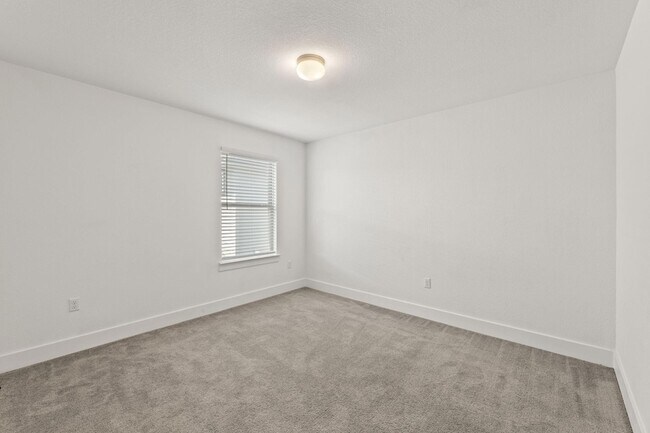 Building Photo - 322 Bonnet Blvd