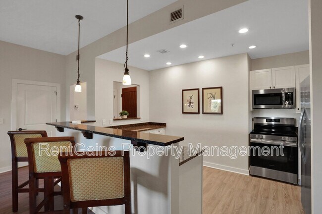 Building Photo - 965 Registry Blvd