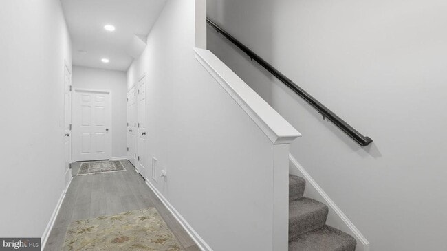 Building Photo - 110 Edelweiss Wy