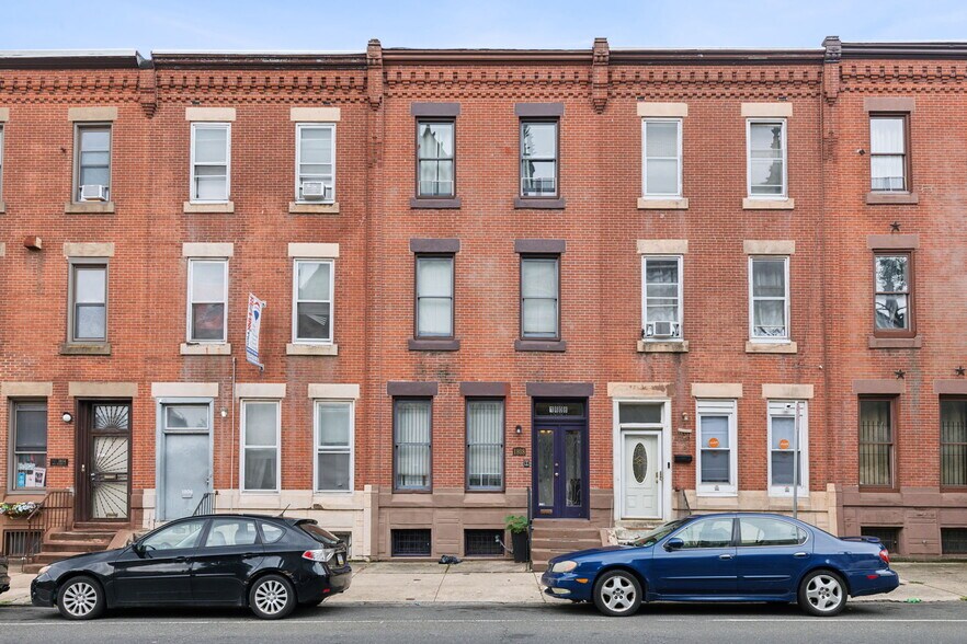 Building Photo - 1808 W Diamond St