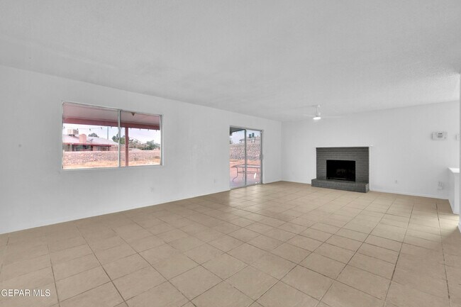 Building Photo - 1529 Babe Hiskey Ln