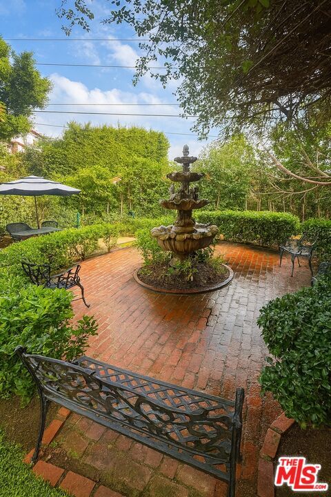 Building Photo - 8296 Presson Pl