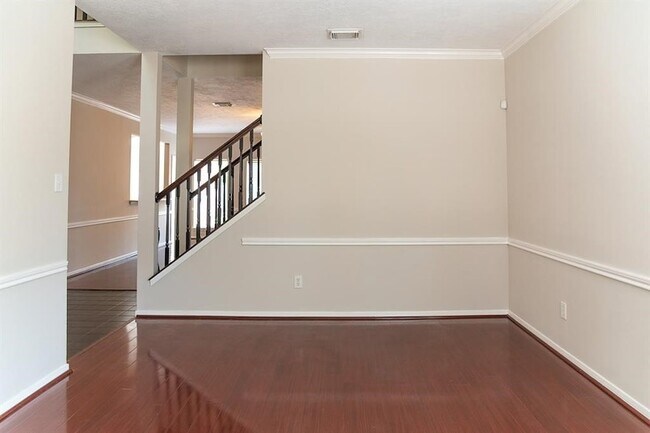 Building Photo - 15411 Seminole Canyon Dr