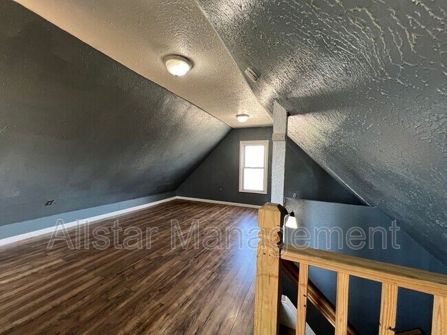 Building Photo - 3616 Independence Rd