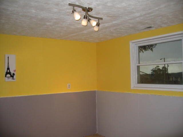 Building Photo - 1309 Buena Vista St