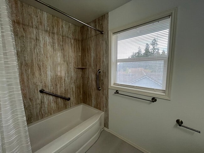 Building Photo - Incredible Sexton Mountain/Murray Hills 4 bed, 3 bath Home! + HUGE BONUS ROOM! Fenced Yard, updat...