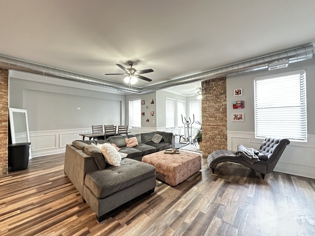 Building Photo - 4117 S Michigan Ave