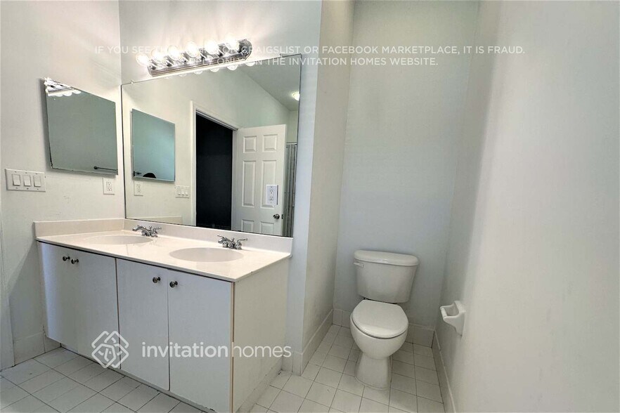 Building Photo - 2188 N 72nd Terrace