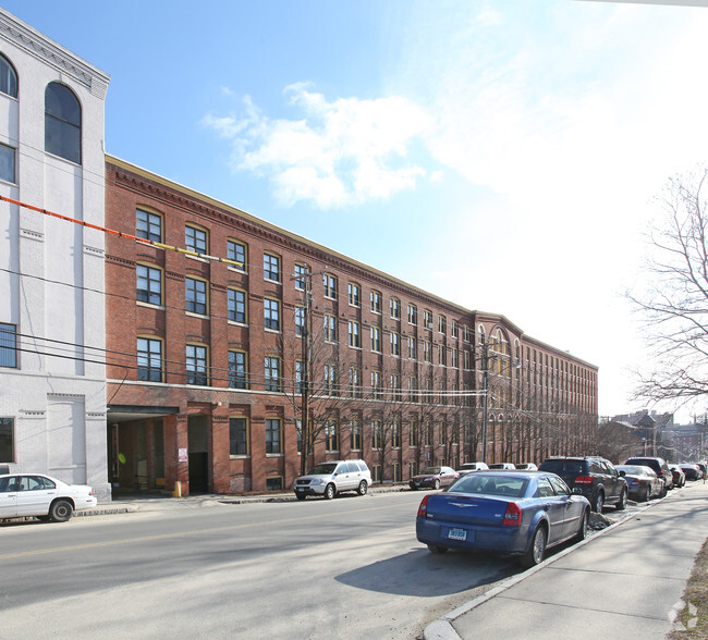 Building Photo - Enterprise Apartments and Abbott Towers