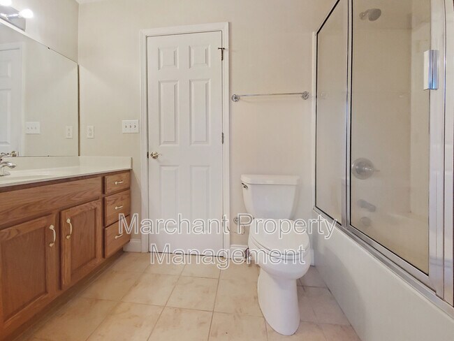 Building Photo - 11 Tupelo Ct