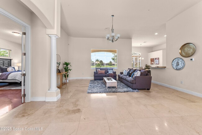 Building Photo - 3631 Thurloe Dr