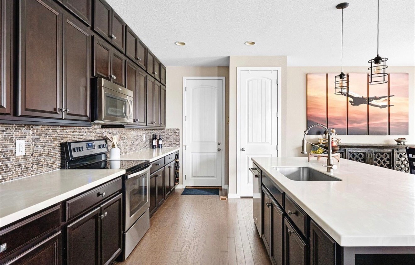 Building Photo - 9977 Hough Pt