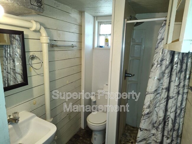 Building Photo - 2121 Park Pl