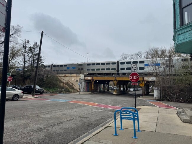 Building Photo - 1746 W Estes Ave