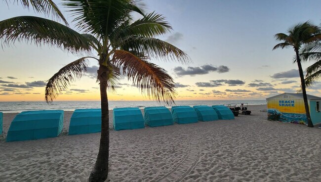 Building Photo - 1501 S Ocean Dr