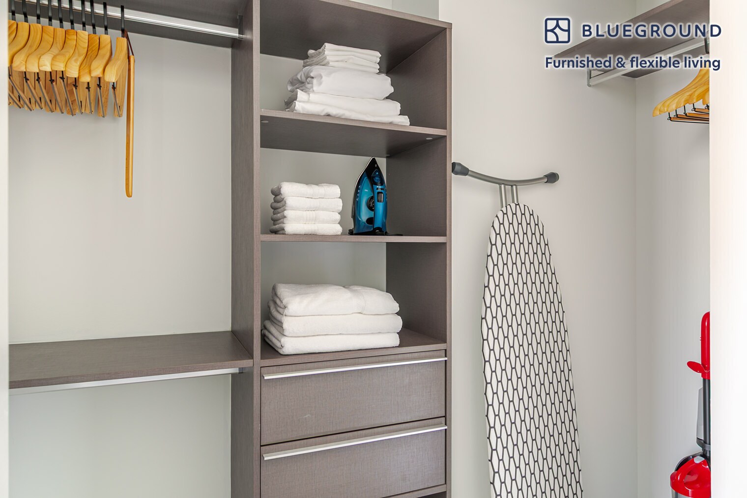 Building Photo - 230 NE 4th St