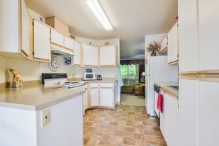 Building Photo - Rippling Brook Terrace