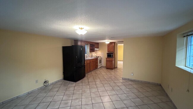 Building Photo - 1404 Teresa St